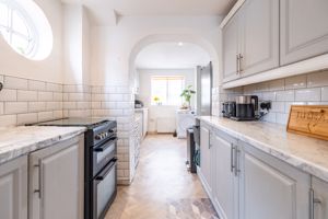 Kitchen/Diner- click for photo gallery